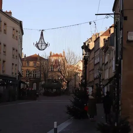 4 Personnes Quartier Historique