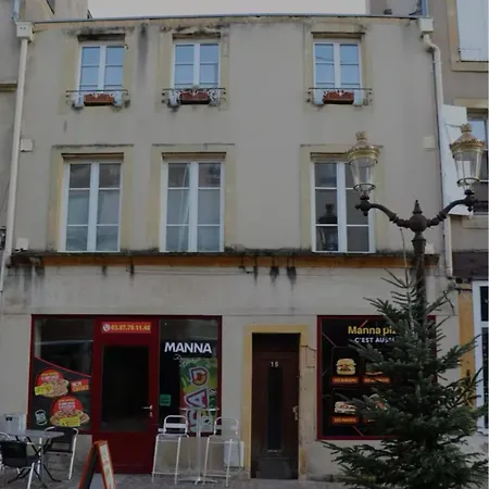 4 Personnes Quartier Historique